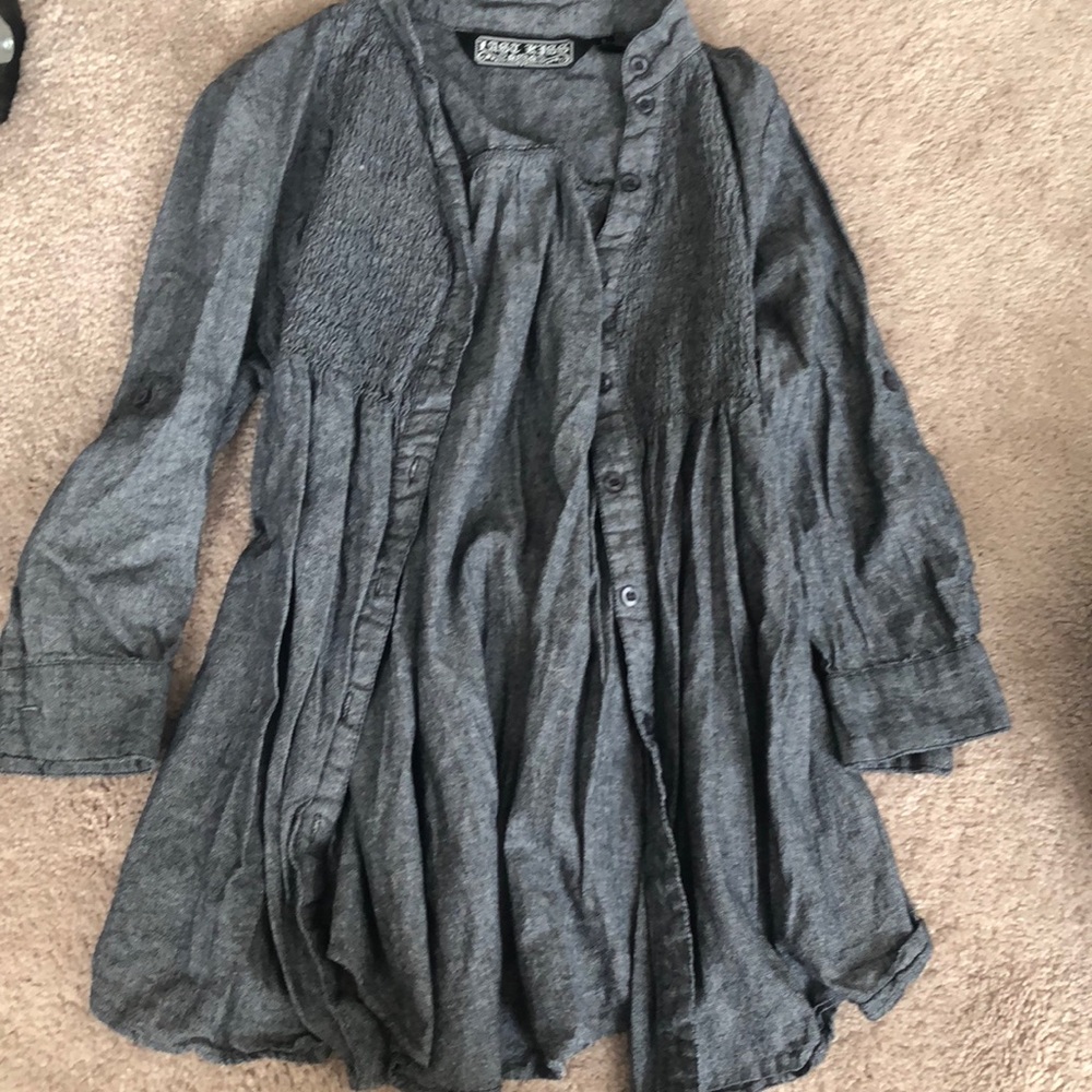 Jean button down shirt with tie in back